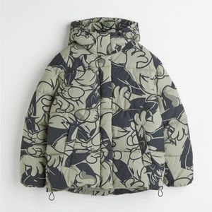 H&M Oversized Sylvester Looney Toons Puffer